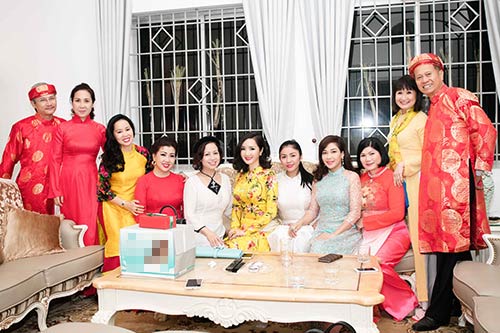 Chợ Tết độc đáo trong nhà HH Đền Hùng Giáng My - 9