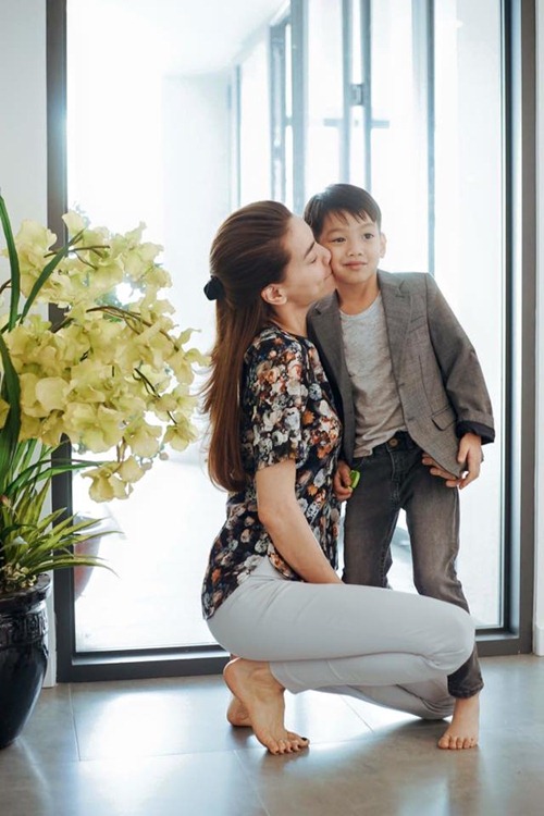 Cường Đôla quấn quýt bên bạn gái, Subeo đón Tết cùng Hà Hồ - 6