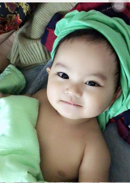 Cường Đôla đùa nghịch cùng Subeo trên bãi biển - 8