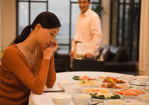 Hãy để Tết được đúng nghĩa là ‘chơi Tết, nghỉ Tết’ - 1