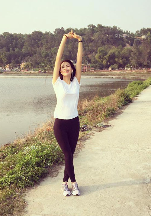 Phạm Hương: Phụ nữ đẹp là người không bỏ quên nhan sắc - 2