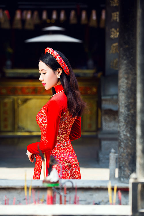 Dương Hoàng Yến, Á khôi Ngọc Thanh nô nức áo dài đón Xuân - 8