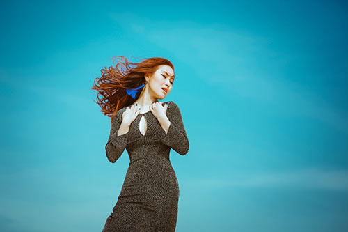 Hương Tràm quot;an ủiquot; những người phụ nữ yêu dại khờ - 4