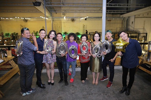 quot;Em là bà nội của anhquot; đả phá phòng vé với doanh thu 100 tỉ đồng - 1