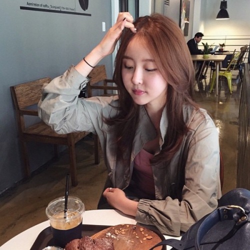 Mốt tóc nhiều lớp phủ sóng trở lại đầu năm 2016 - 3