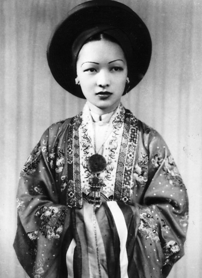 Thâm cung bí sử về quý bà Trần Lệ Xuân (2): Tôi cô đơn trong hầu hết thời gian! - 1