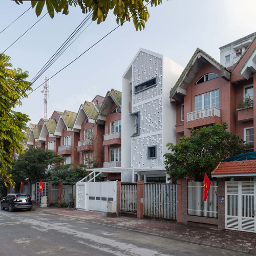 HN: Nhà trắng tinh khôi nổi bật trên tạp chí Mỹ - 3