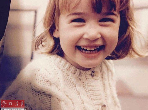 Cô gái đẹp như búp bê khiến đàn ông khiếp sợ - 11