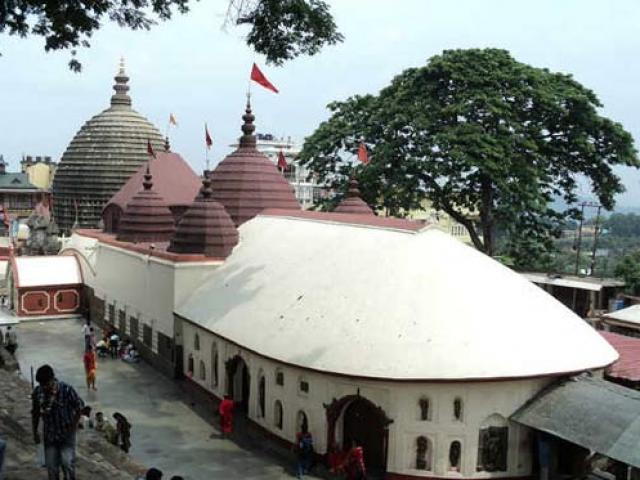 Kỳ lạ đền thờ bộ phận sinh sản nữ thần ở Ấn Độ