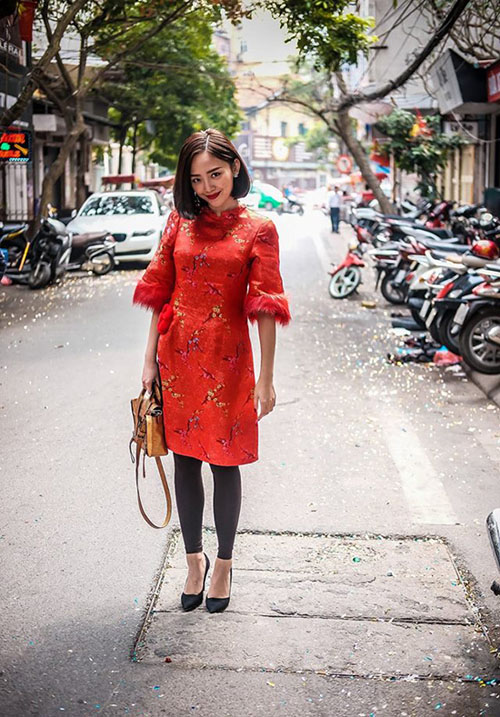 Thanh Hằng trễ nải thềm ngực, Chi Pu khoe chân thon - 10