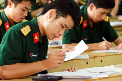 Điều kiện xét tuyển vào ĐH-CĐ quân sự năm 2016 - 1