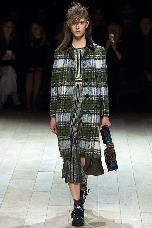 Chủ nghĩa chiết trung thấm đẫm trong BST Burberry - 20