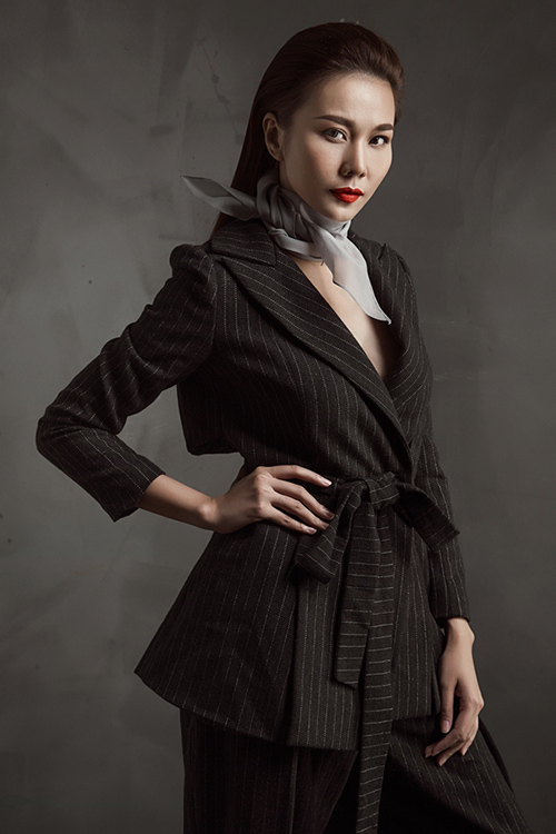 Thanh Hằng bất ngờ trở thành cô giáo - 3