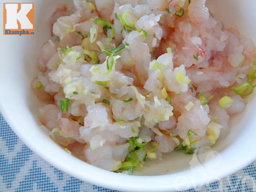 Bánh mỳ cuộn tôm chiên xù đơn giản cho bữa sáng - 2