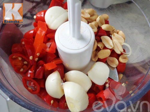 Tự làm ớt chưng kiểu Huế cho vào bún siêu ngon - 4