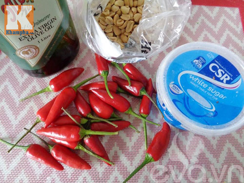 Tự làm ớt chưng kiểu Huế cho vào bún siêu ngon - 1