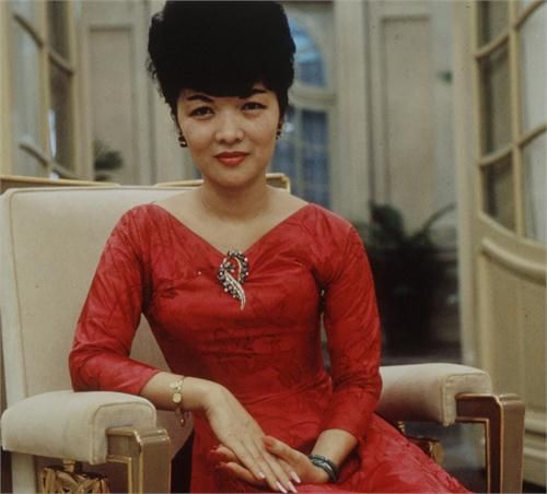 Vì sao cuốn sách mới về Trần Lệ Xuân được độc giả săn lùng? - 5