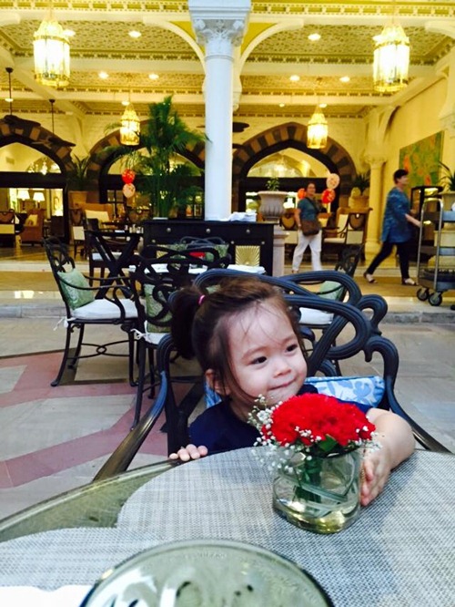 Đoan Trang và chồng con hưởng thụ cuộc sống ở Ấn Độ - 4