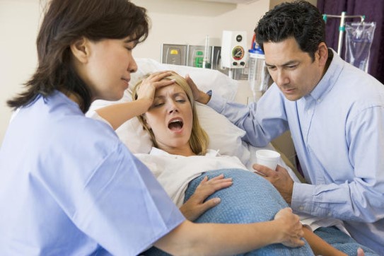 Kiêng cữ đúng cách cho sản phụ ngày lạnh giá - 1