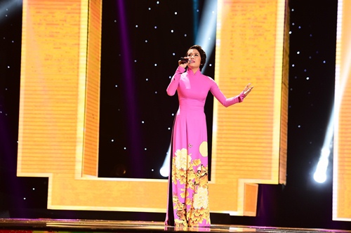 Quang Dũng bật dậy khỏi ghế, song ca cùng thí sinh - 7