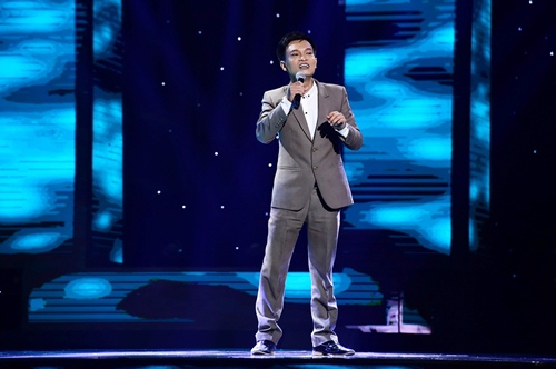 Quang Dũng bật dậy khỏi ghế, song ca cùng thí sinh - 8