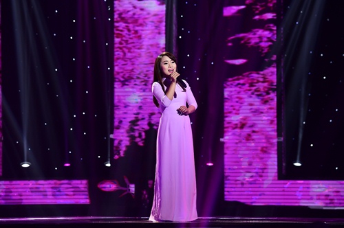 Quang Dũng bật dậy khỏi ghế, song ca cùng thí sinh - 10