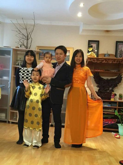 Vợ ơi! Mỡ bụng của em cứ để anh lo - 4