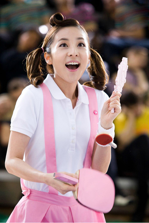 Cột tóc 2 bên giúp bạn trẻ ra chục tuổi - 15