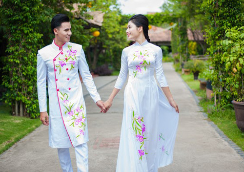 Họa tiết hoa cho áo dài trắng thêm duyên - 1