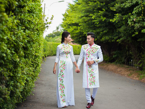 Họa tiết hoa cho áo dài trắng thêm duyên - 3