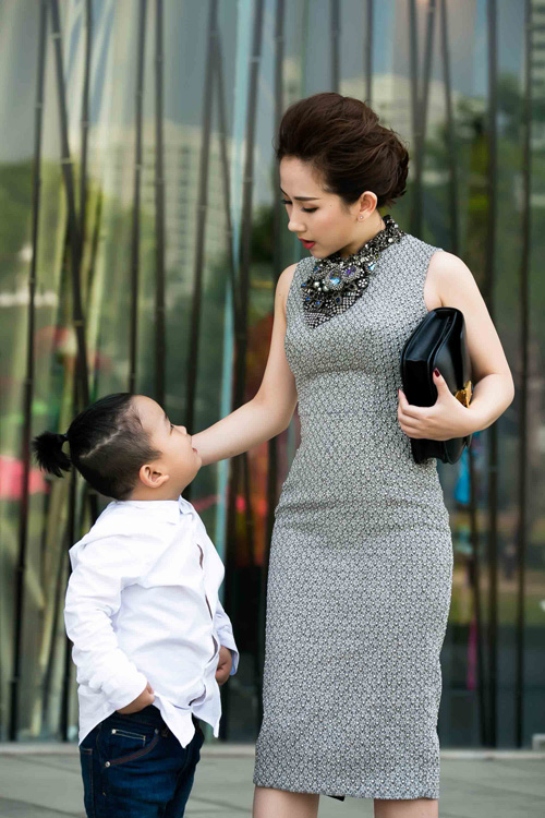 Tín đồ thời trang Việt khoe con trong ảnh street style - 9