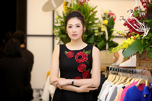 Á hậu Tú Anh xách túi 60 triệu tuyệt đẹp đi sự kiện - 11