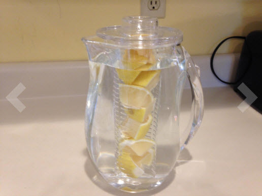 Muôn kiểu bình detox để đựng nước thải độc, giảm cân - 7