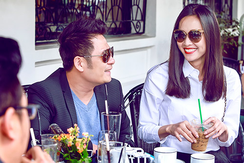 Bằng Kiều nắm chặt tay Dương Mỹ Linh giữa phố Hà Nội - 5