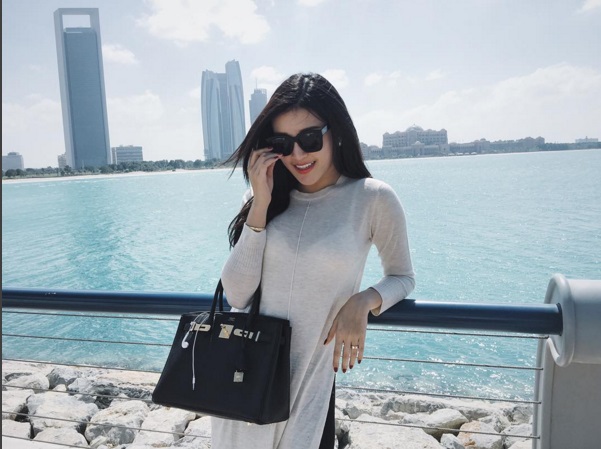 Á hậu Huyền My cực chất với áo thun 550 ngàn đồng - 6