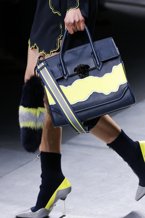 Những tuyệt phẩm giày boots từ sàn diễn thu đông 2016 - 15