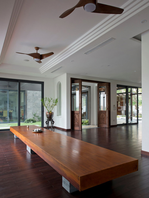 Nhà 670m² của Việt Nam nổi bật trên báo nước ngoài - 4