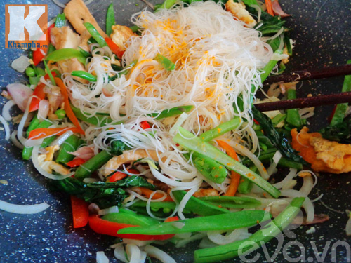 Bún xào tôm ngon miệng cho ngày mới - 8