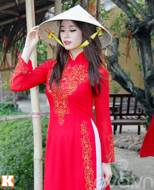 T-ara đẹp hút hồn khi diện áo dài truyền thống Việt Nam - 10