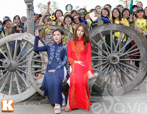T-ara đẹp hút hồn khi diện áo dài truyền thống Việt Nam - 6