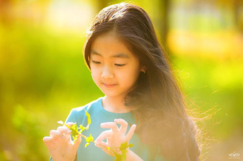 Bé gái Hải Dương 7 tuổi cao 1m42 đúng chuẩn “hoa hậuquot; - 8