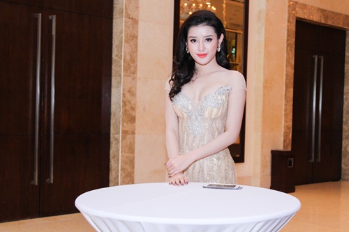 Á hậu Huyền My: Tôi chưa bao giờ mặc quá sexy - 2