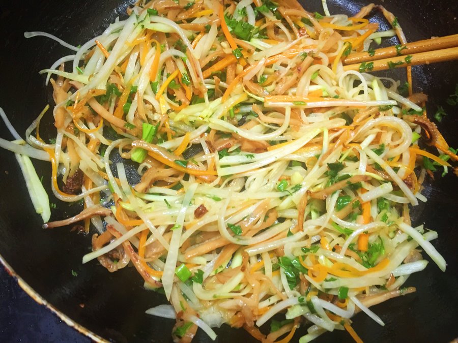 Mực khô xào su hào gợi nhớ về bà và mẹ - MN42343 - 7