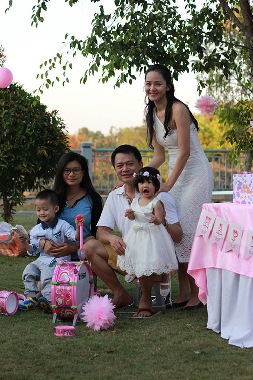 Phan Thị Lý làm tiệc thôi nôi ngọt ngào cho con gái - 6