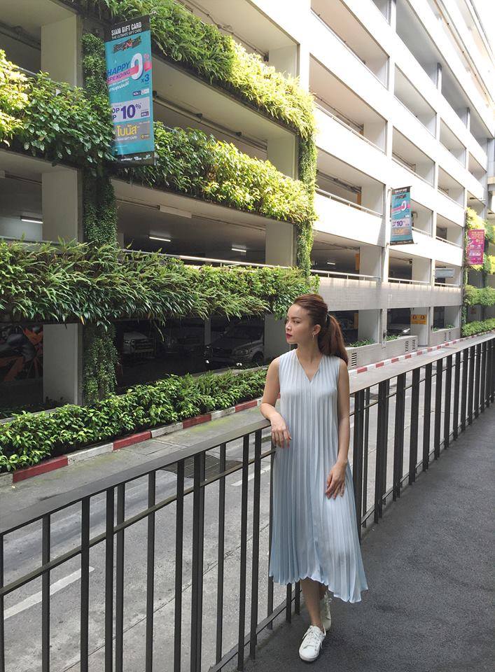 Váy dưới 700 ngàn nhưng xinh lung linh của Yến Trang-Yến Nhi - 4