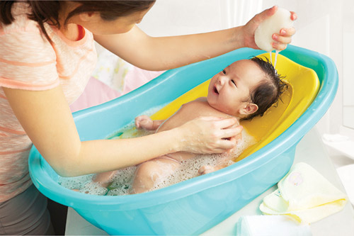 Chọn sản phẩm chăm sóc da an toàn giúp trẻ khỏe mạnh - 1