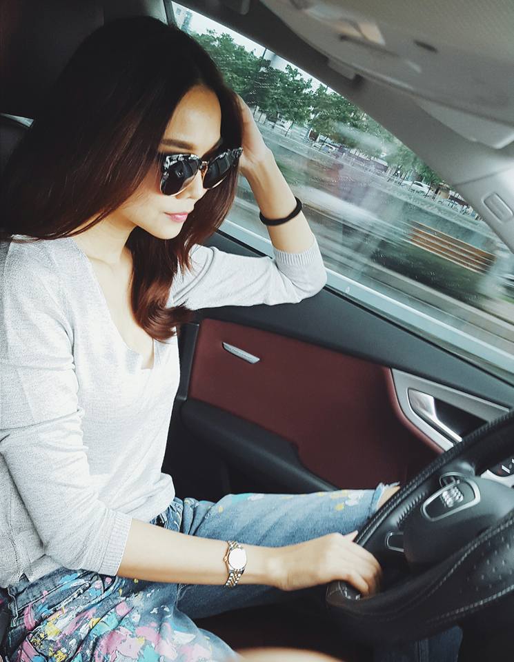 Hé lộ chiếc kính đang được sao Việt cưng như trứng - 4