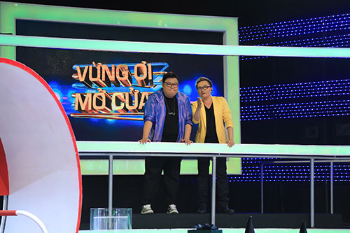 Mia tình tứ Vương Khang trên sân khấu - 2