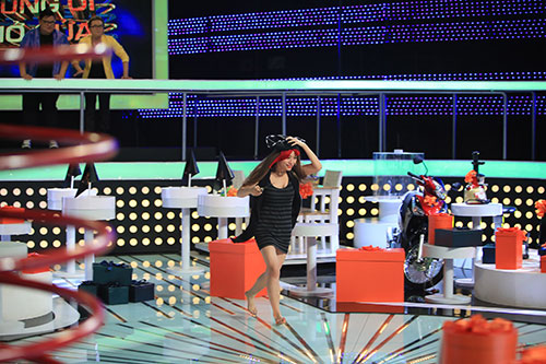 Mia tình tứ Vương Khang trên sân khấu - 5