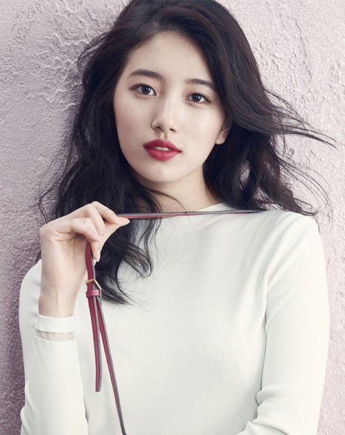 Song Hye Kyo quot;thất thếquot; trước đàn em về nhan sắc - 1